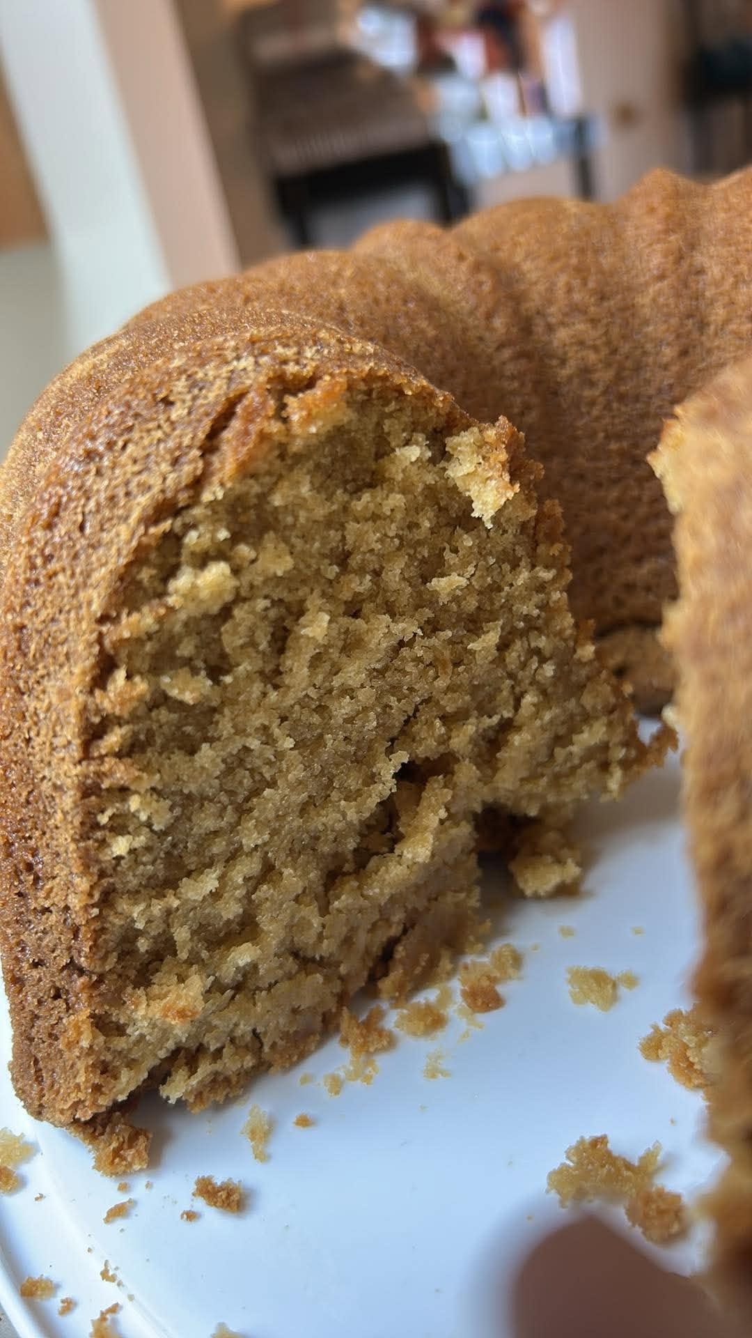 Cookie Butter Pound Cake (Whole Cake)